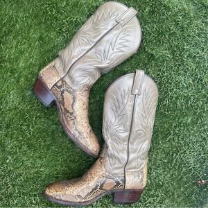 Vintage Dan Post Manning Python Boots Western Cowboy Point Round Toe USA Made 7D